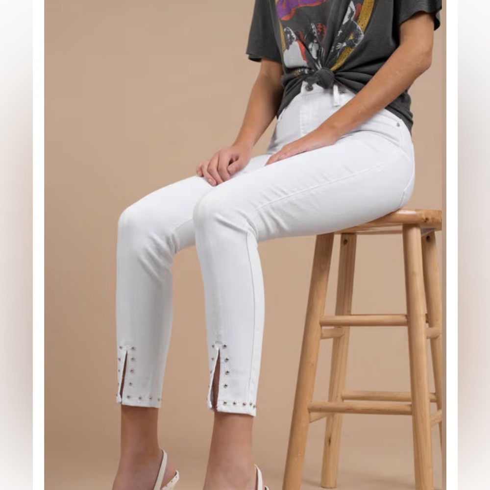 Black Orchid LA Kendall Studded Skinny Jean in Snow White Wash | NWT | 29